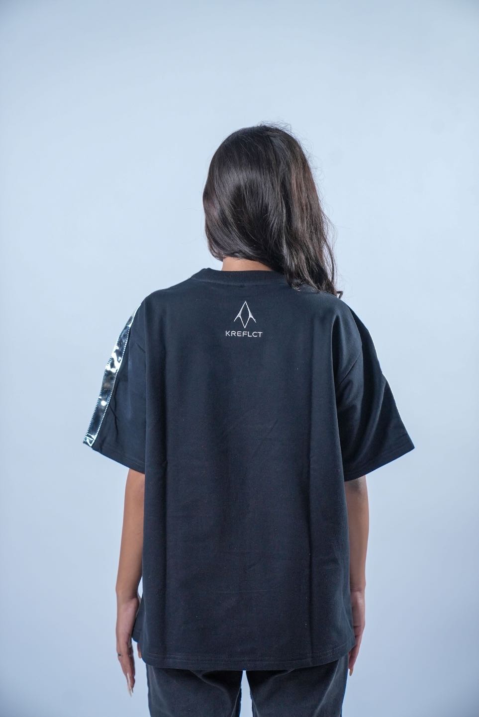 SILVER LINING TEE - BLACK