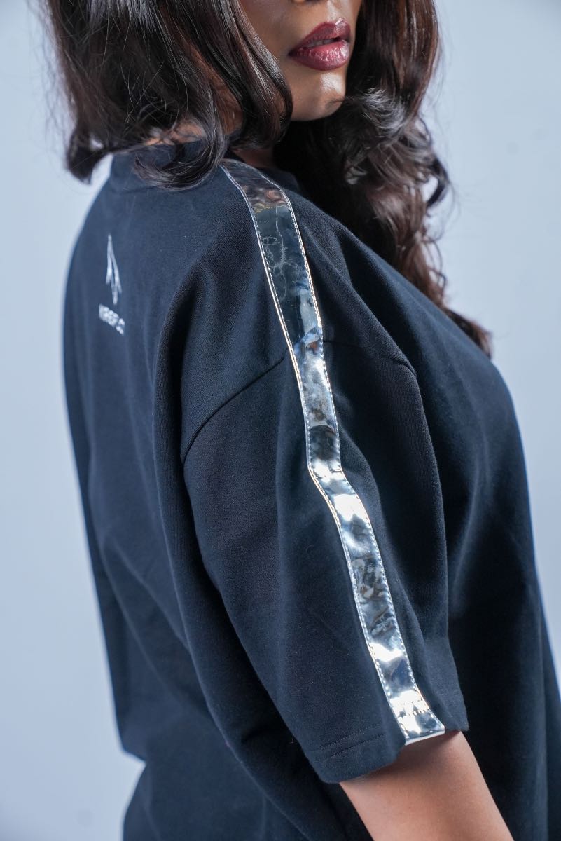 SILVER LINING TEE - BLACK